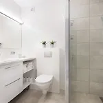 Olymp 114 I 120 Z Basenem, Sauna I Jacuzzi W Cenie * كولوبرزيغ