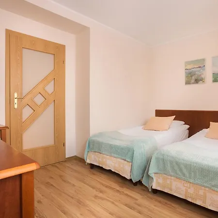 Olymp 114 I 120 Z Basenem, Sauna I Jacuzzi W Cenie *